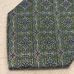 Brand New High Quality Tie By CM Gold Series